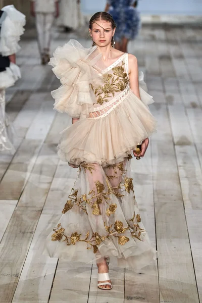Look 36